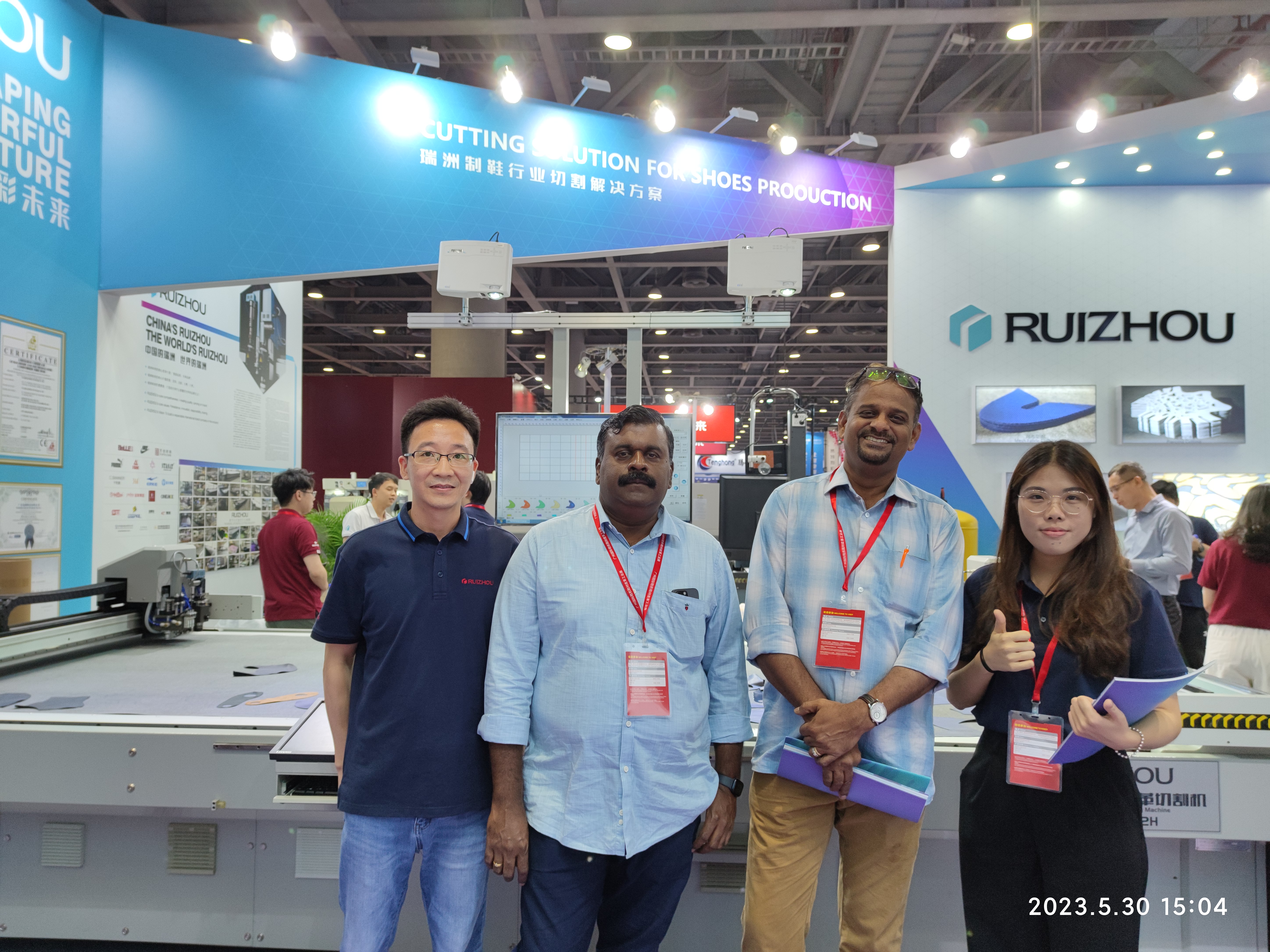 cnc leather cutting machine