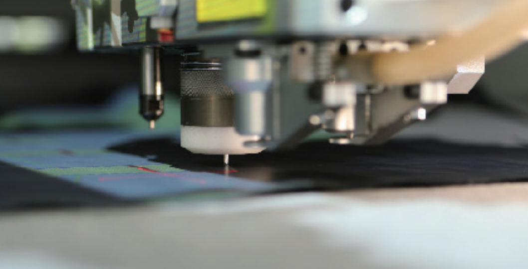 oscillating knife leather cutting machine