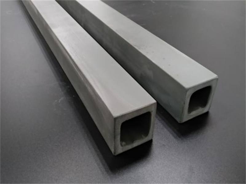 Refractory Nitride Bonded Silicon Carbide Beam Support