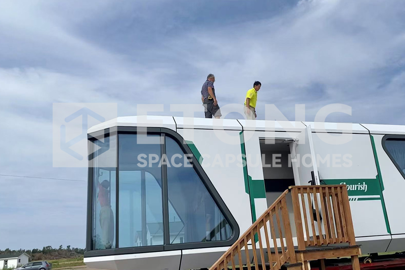 space capsule mobile house