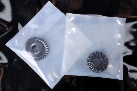 Which is More Suitable for Small Parts: VCI paper or VCI bags?
