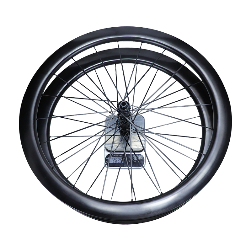 lightweight 700c carbon spoke gravel wheelset