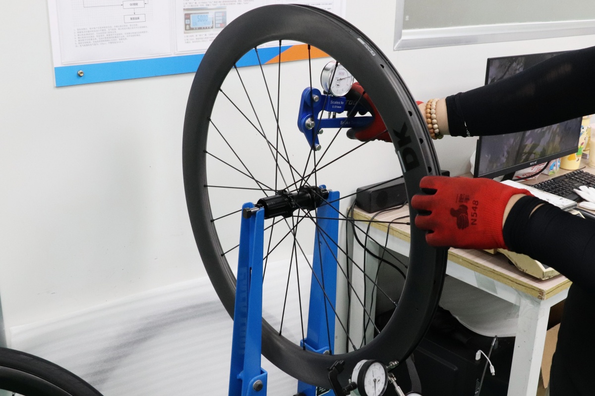 50mm deep carbon rims