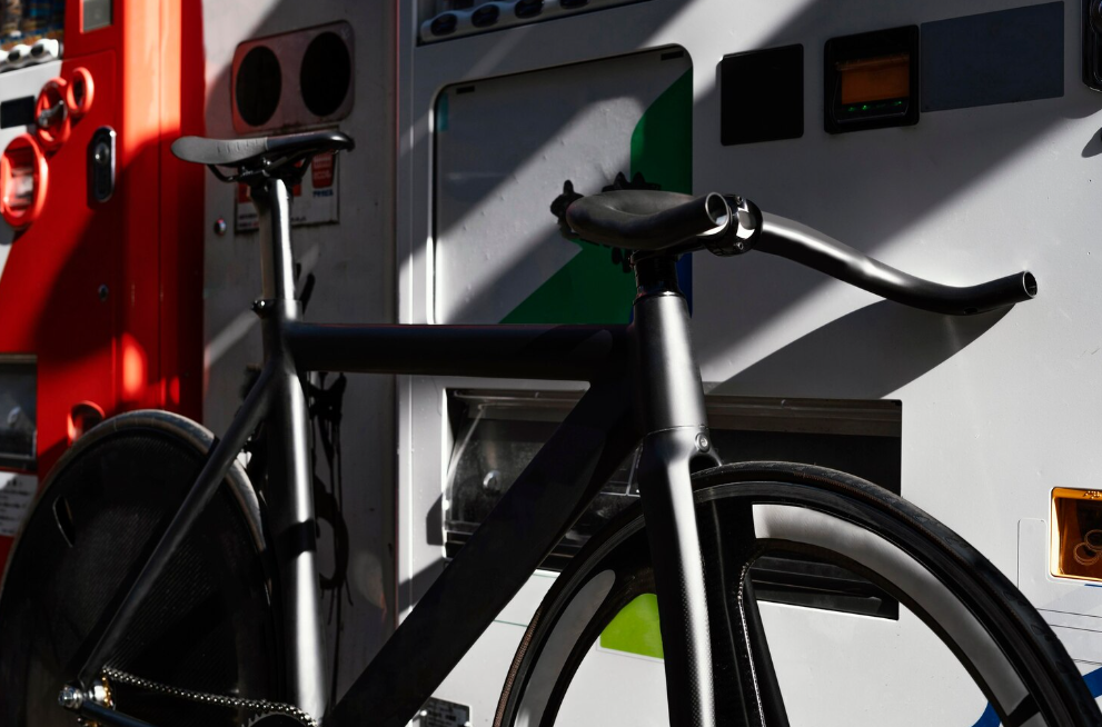 Do Carbon Wheels Make You Faster 5 Honest Truths About Speed Acceleration and Aerodynamics