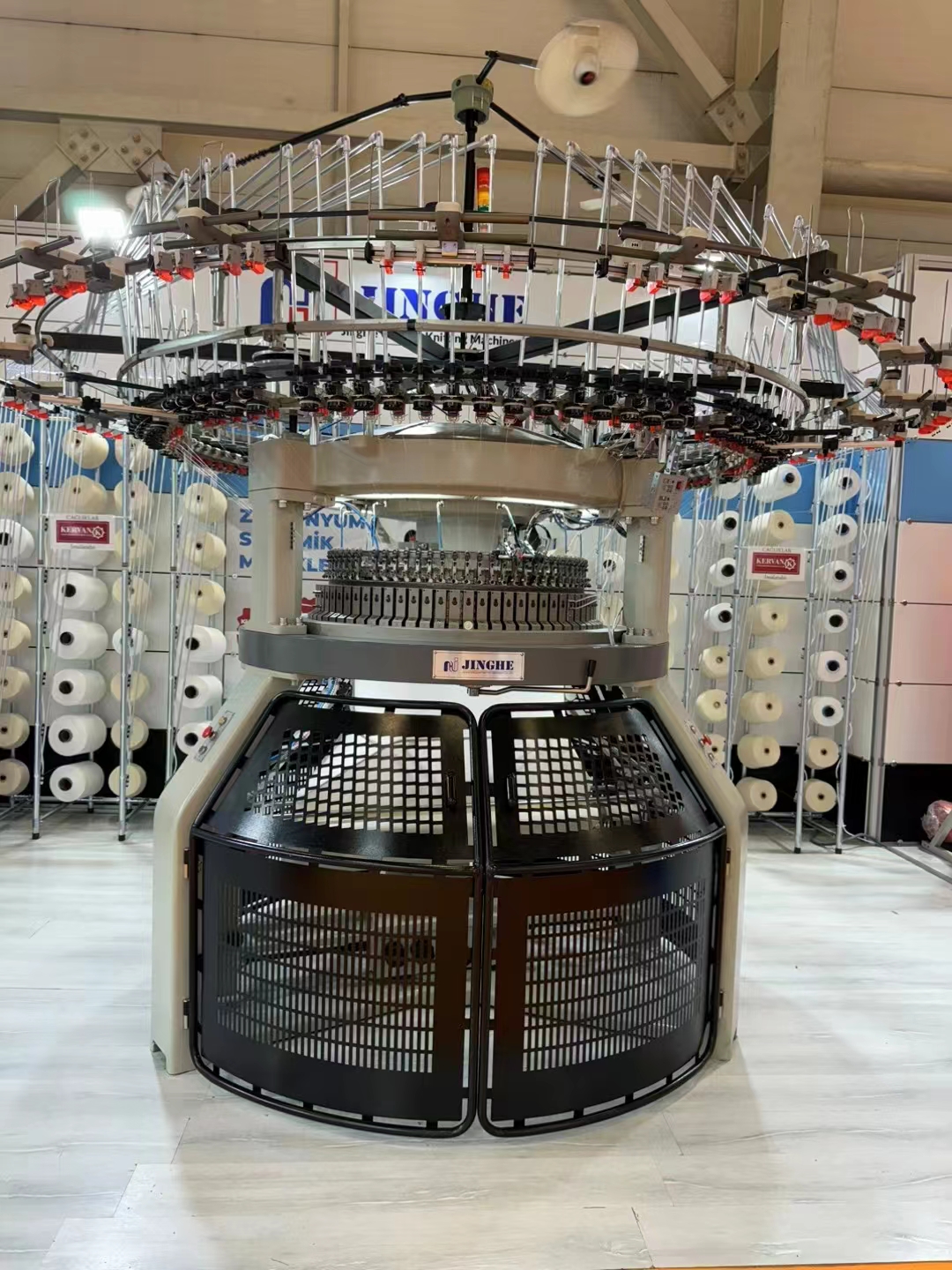 JingHe's Circular knitting machine