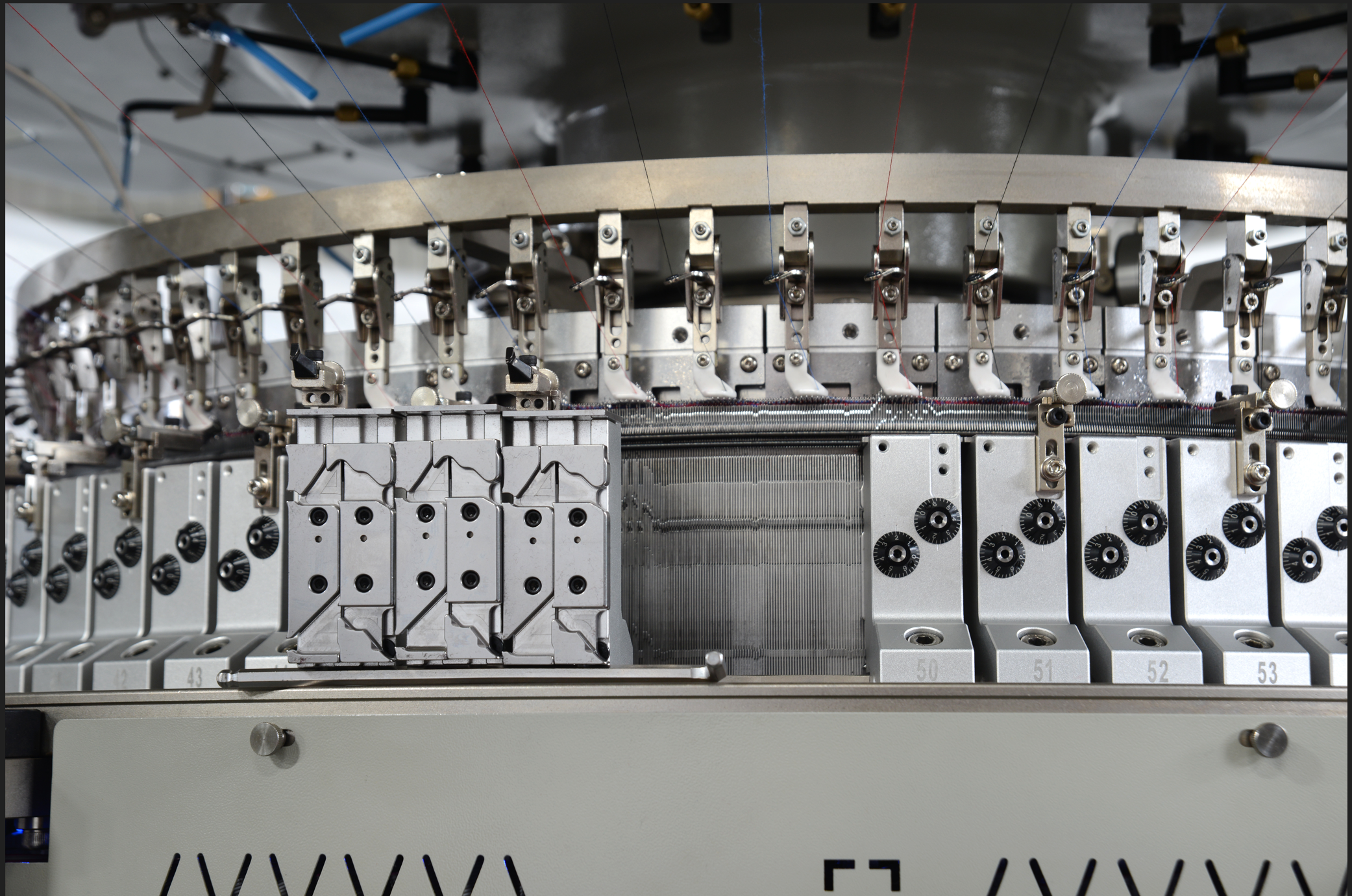 Double Computerized Three Function Way Fully Jacquard Knitting Machine