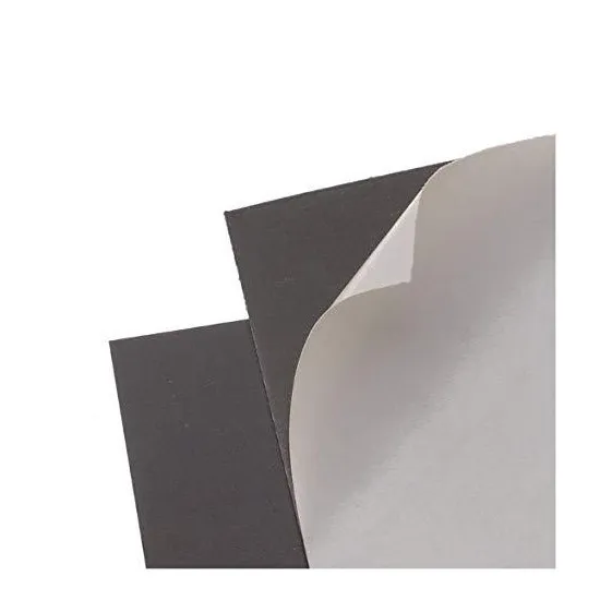 Flexible Gummi-Magnetrolle mit Klebstoff