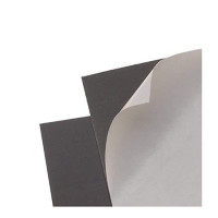 Flexible Gummi-Magnetrolle mit Klebstoff