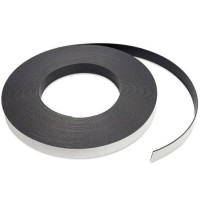 Striscia di gomma flessibile isotropica