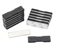 Samolepící magnetická jmenovka