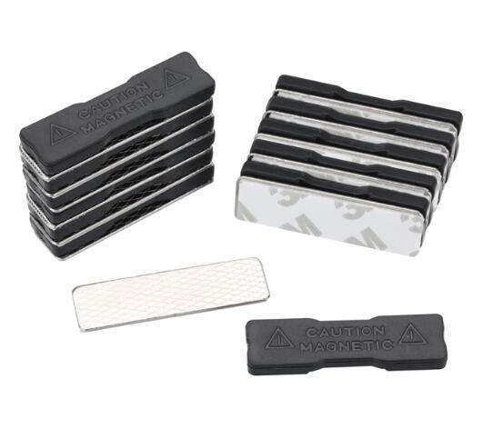 Samolepící magnetická jmenovka