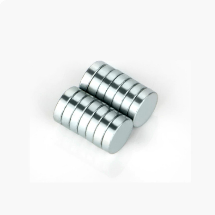 Forzinket lille disk neodymmagnet