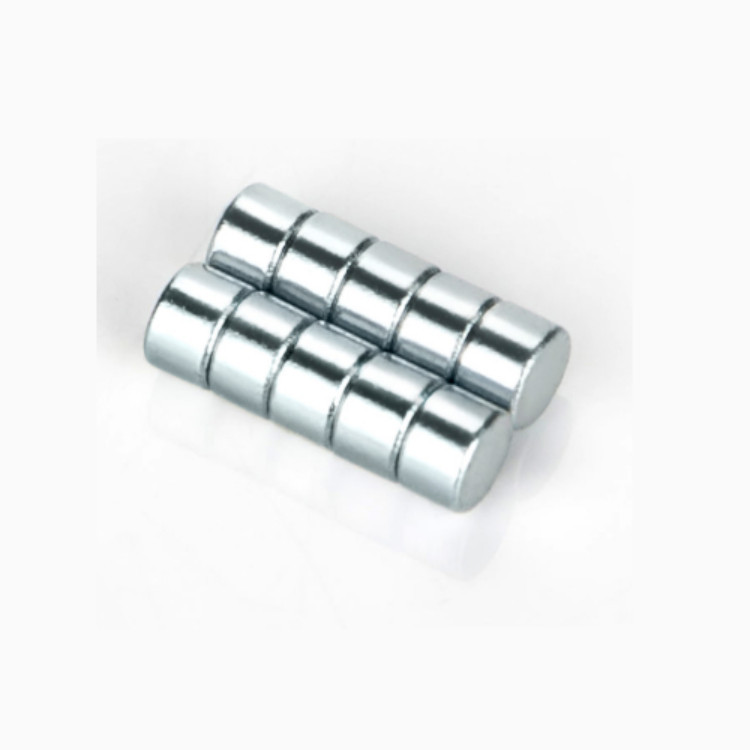 Forzinket lille disk neodymmagnet