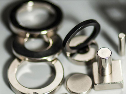 Quali sono le forme dei potenti magneti NdFeB? Quali sono gli usi per ciascuno?