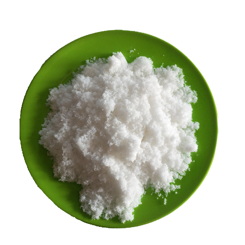 White Crystals D-CAMPHOR C10H16O CAS 464-49-3