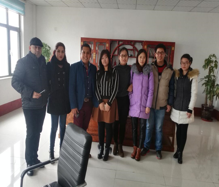 Customers visit our company to promote cooperation