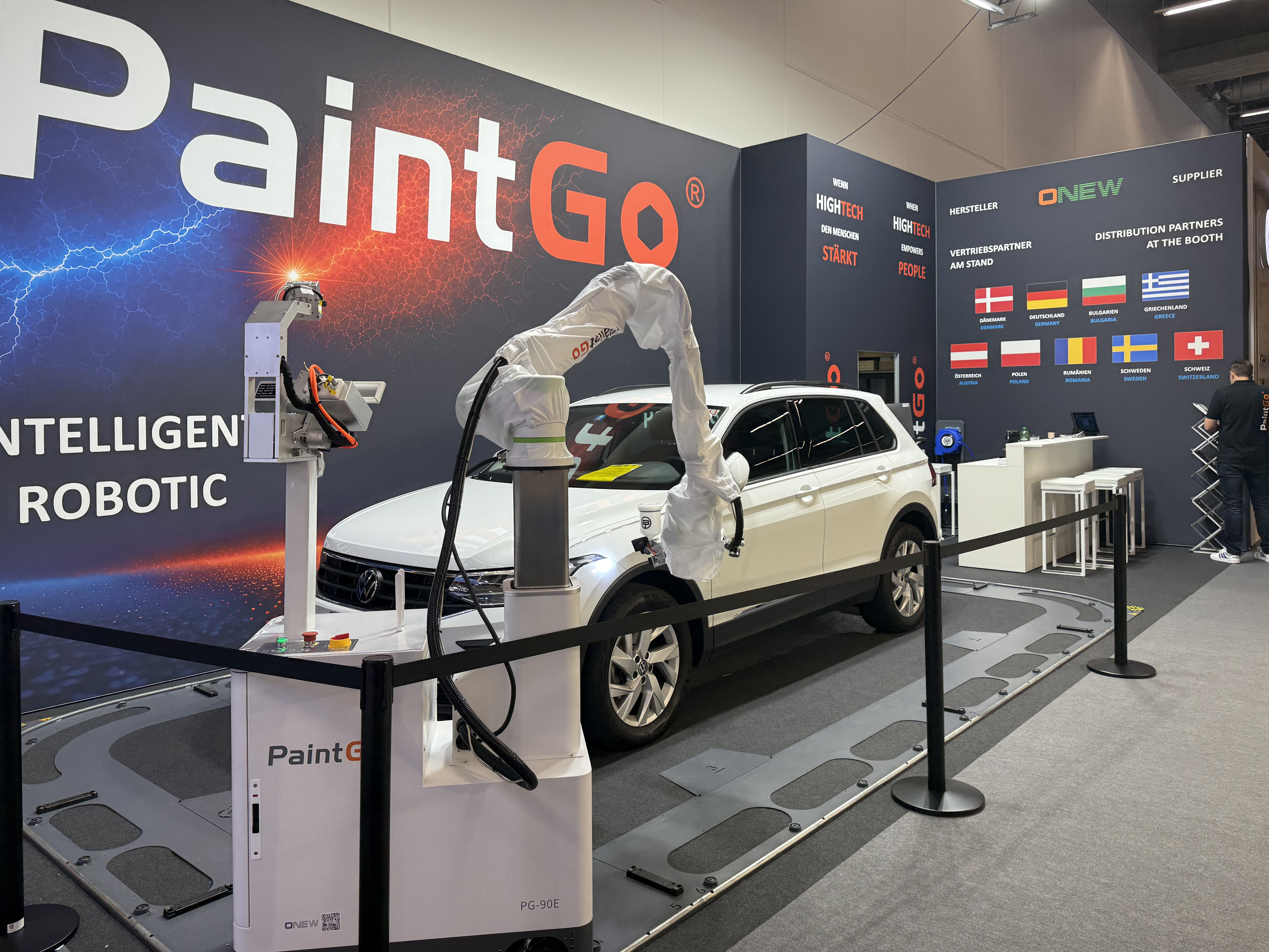 Интеллектуальные распылительные роботы PaintGo дебютируют на Automechanika Frankfurt 2026 Интеллектуальные распылительные роботы PaintGo дебютируют на Automechanika Frankfurt 2026