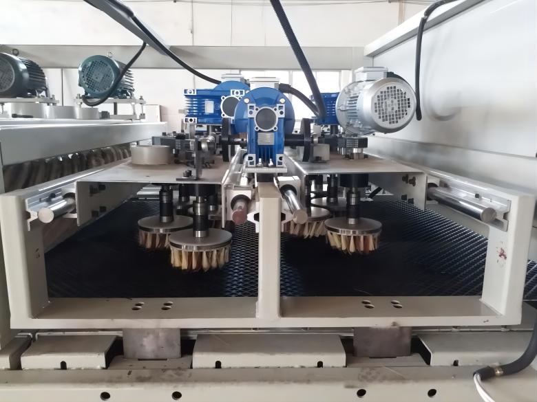 1300cm Wide Belt Sanding Machine