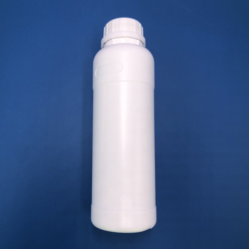 plastic spice squeeze bottle with screw cap lid