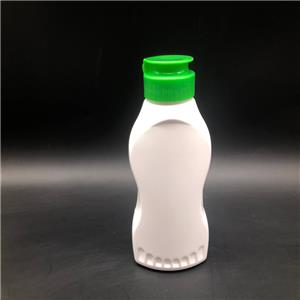 plastic dispenser bottle for condiments