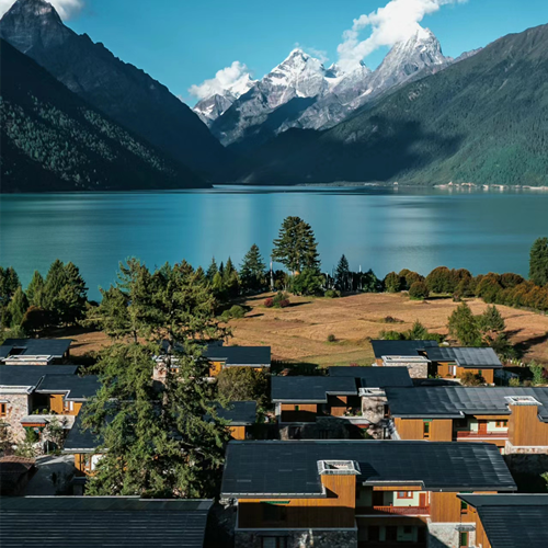 Solar roof tile project ng Tibet high-end na hotel chain (831KW)-T Max O