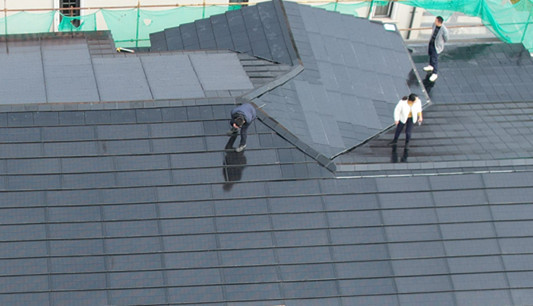 Kan du gå på solcellefliser?