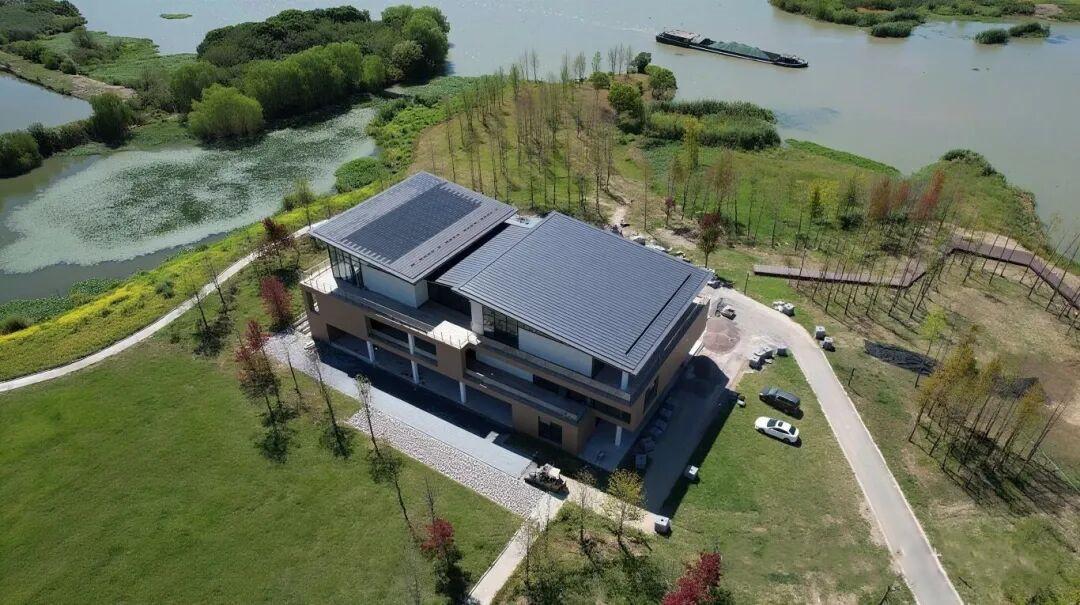 Solar Roof Tile