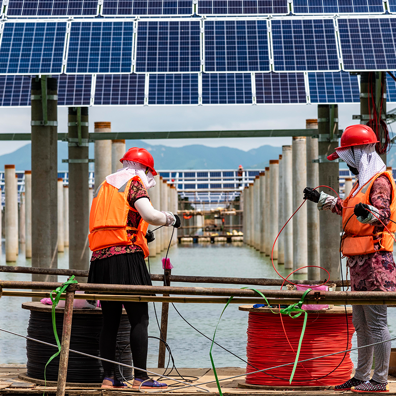 Bangladesh floating solar photovoltaic power station connected to the grid