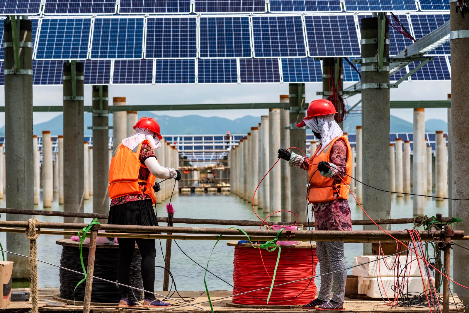 floating solar photovoltaic plant