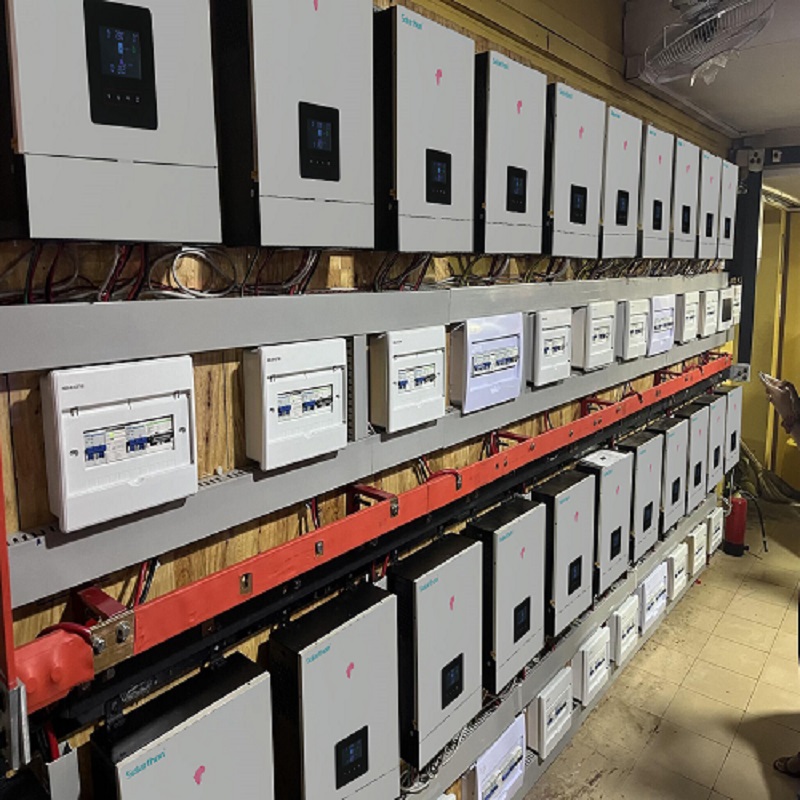 The Comprehensive Guide on How to Test a Solar Inverter