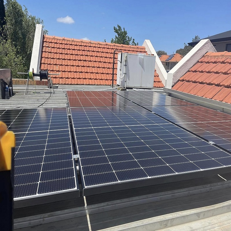 How long does it take to install a set of solar panels?