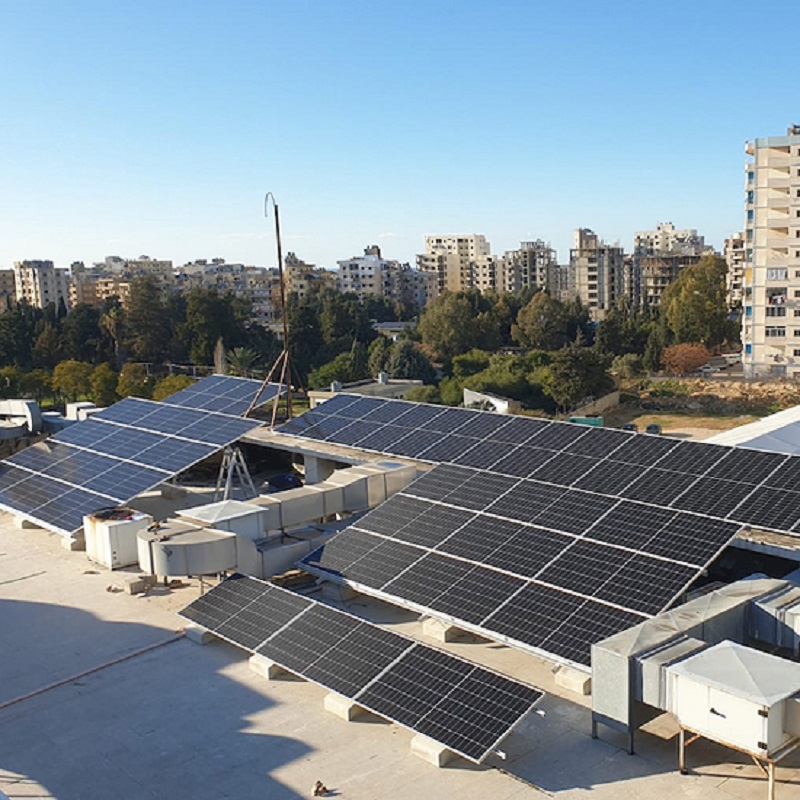 The benefits of installing solar panels in warehouses The benefits of installing solar panels in warehouses