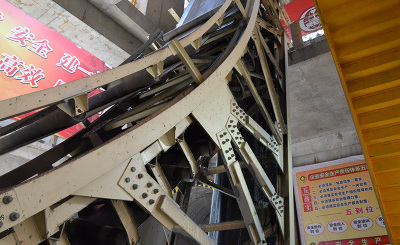 90-Grad-Vertikalförderung