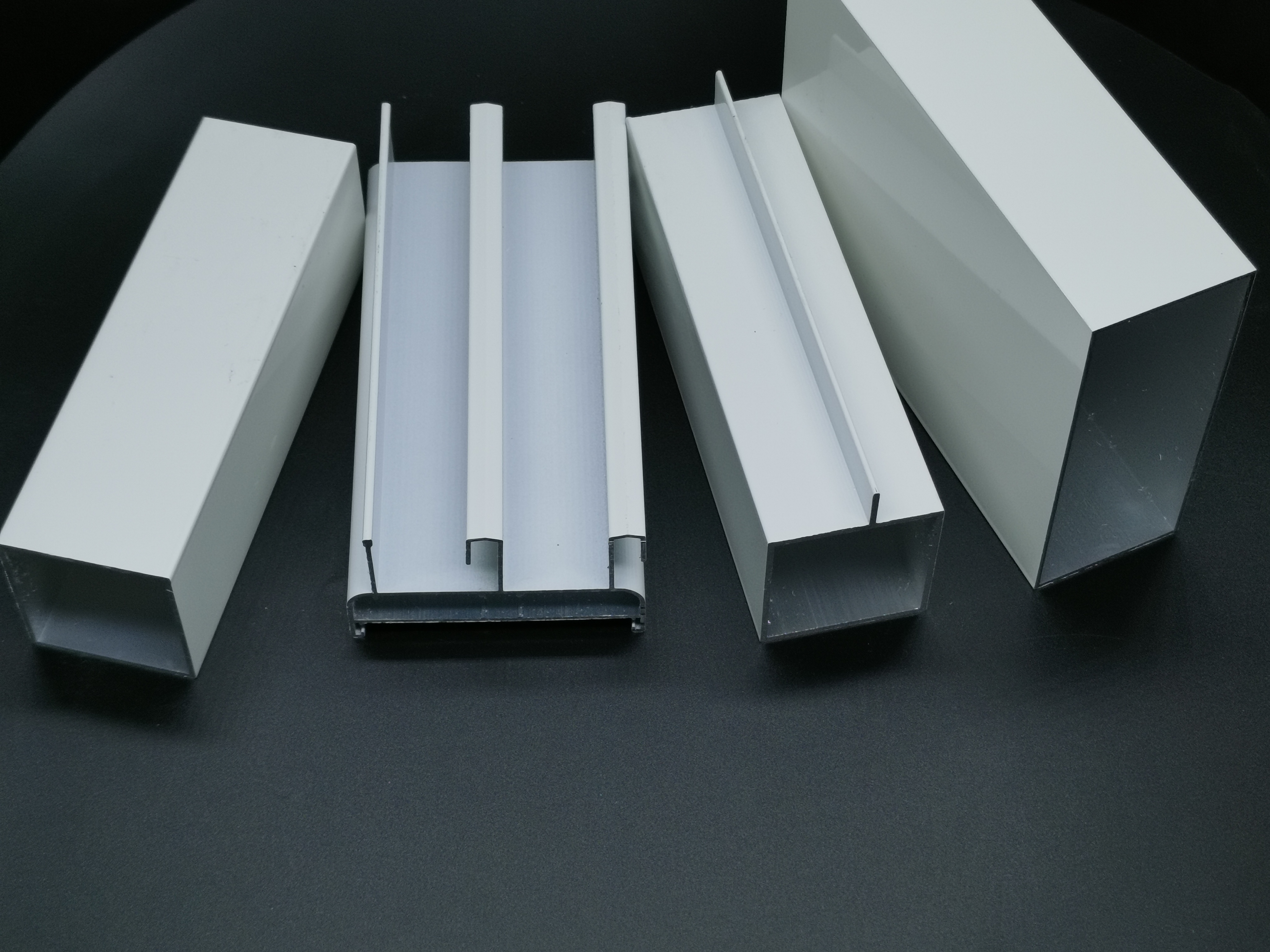 Factory Specialized Custom Extrusion Aluminum Profile For Aluminium Window And Door