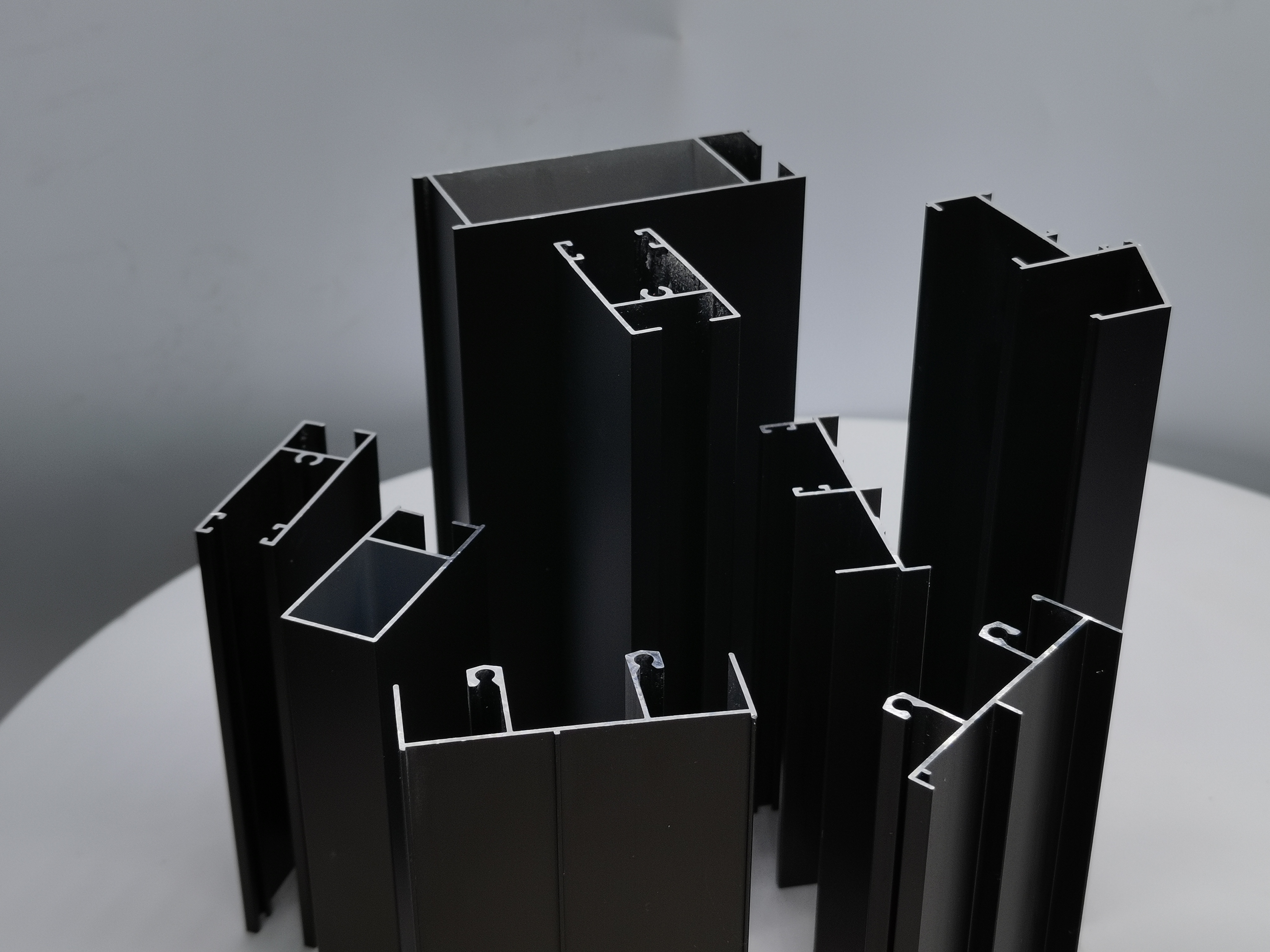 Wholesale of high-quality aluminum profiles to meet the needs of multiple fields