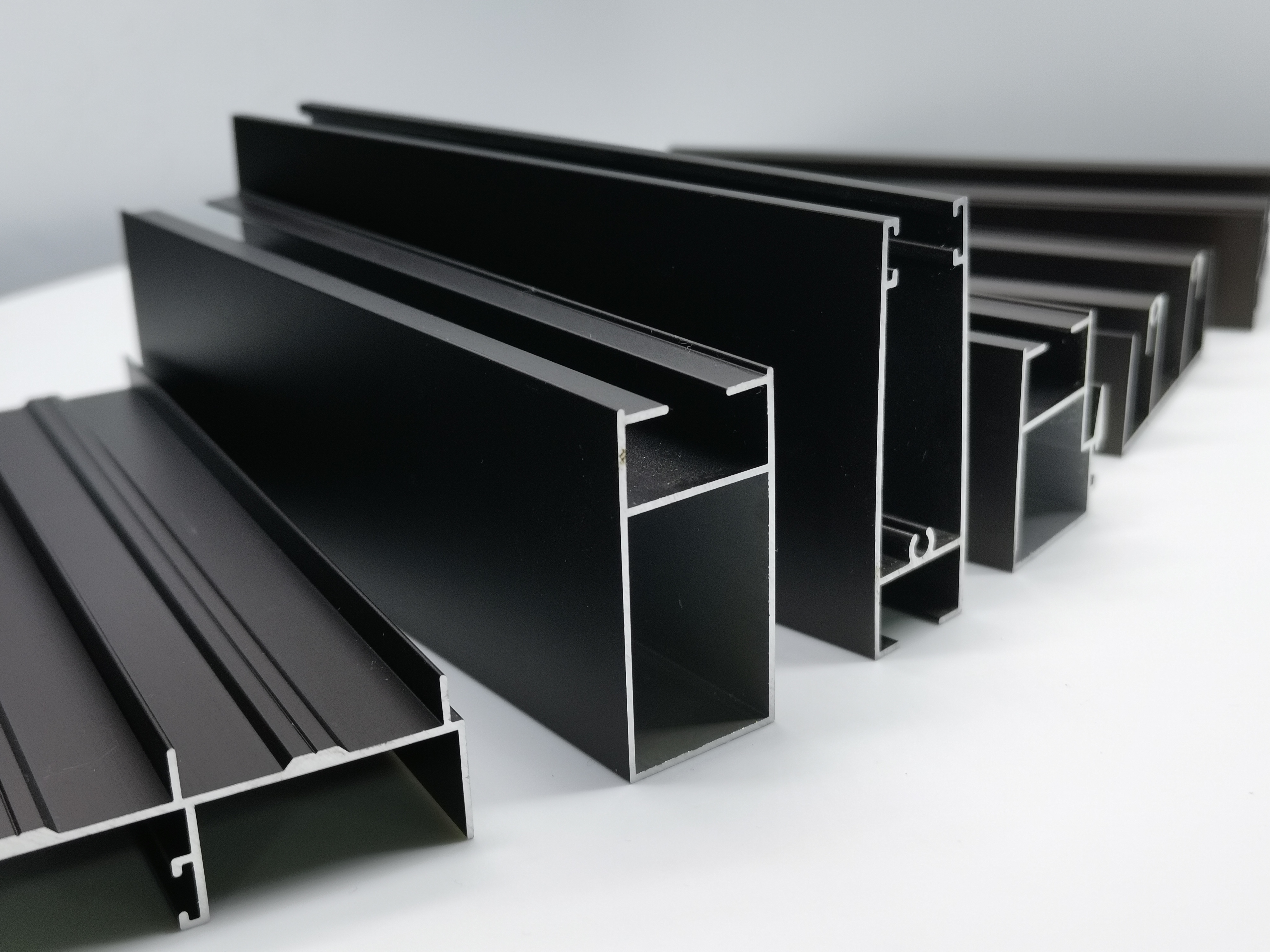 Wholesale of high-quality aluminum profiles to meet the needs of multiple fields
