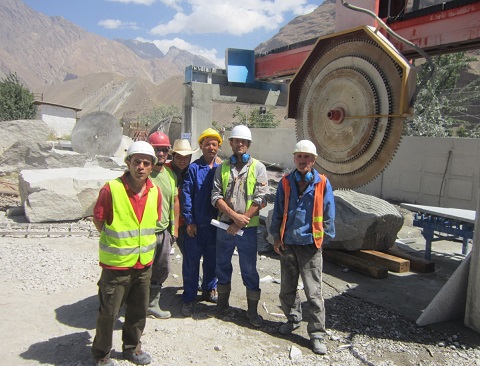 성숙한 판매 후 팀