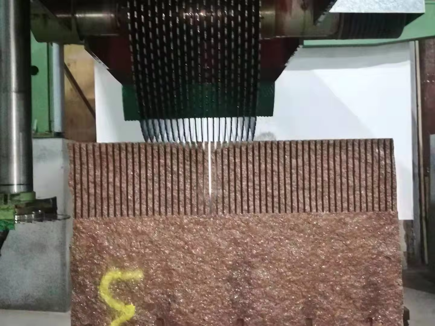 Stone Block Cutting Machine