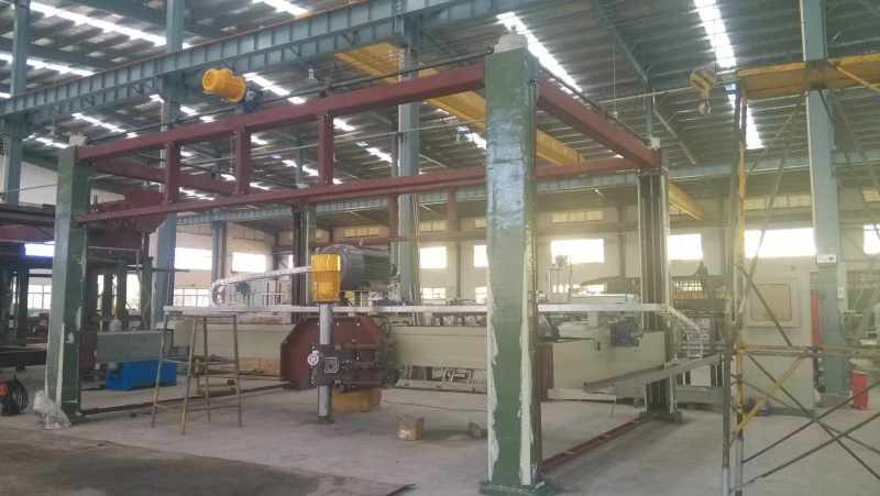 Máquina de corte horizontal de mármore com pilares de pórtico