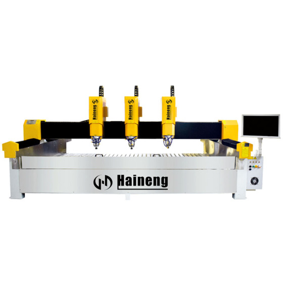 Классический трехголовочный гравировальный станок по камню с ЧПУ