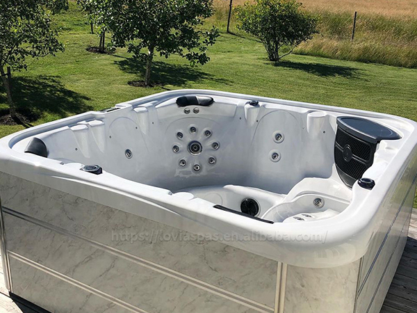 High-Quality Hot Tub Manufacturers