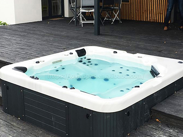 Balboa brand hot tub