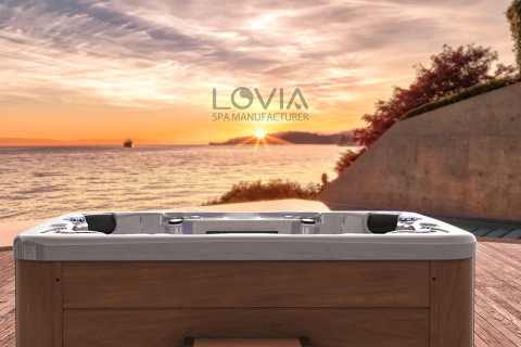 Kuinka monella prosentilla amerikkalaisista kotitalouksista on kylpytynnyreitä?