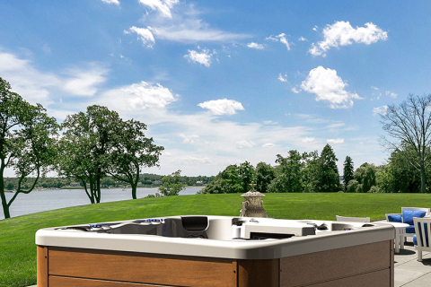 Voinko käyttää ulkokylpytynnyriä joka päivä talvella?