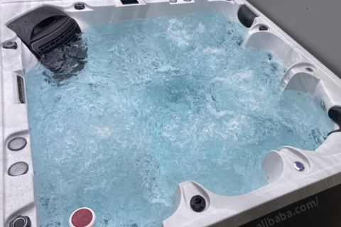 Kuinka usein vesihierontaa tulisi käyttää hierovassa kylpyammeessa?