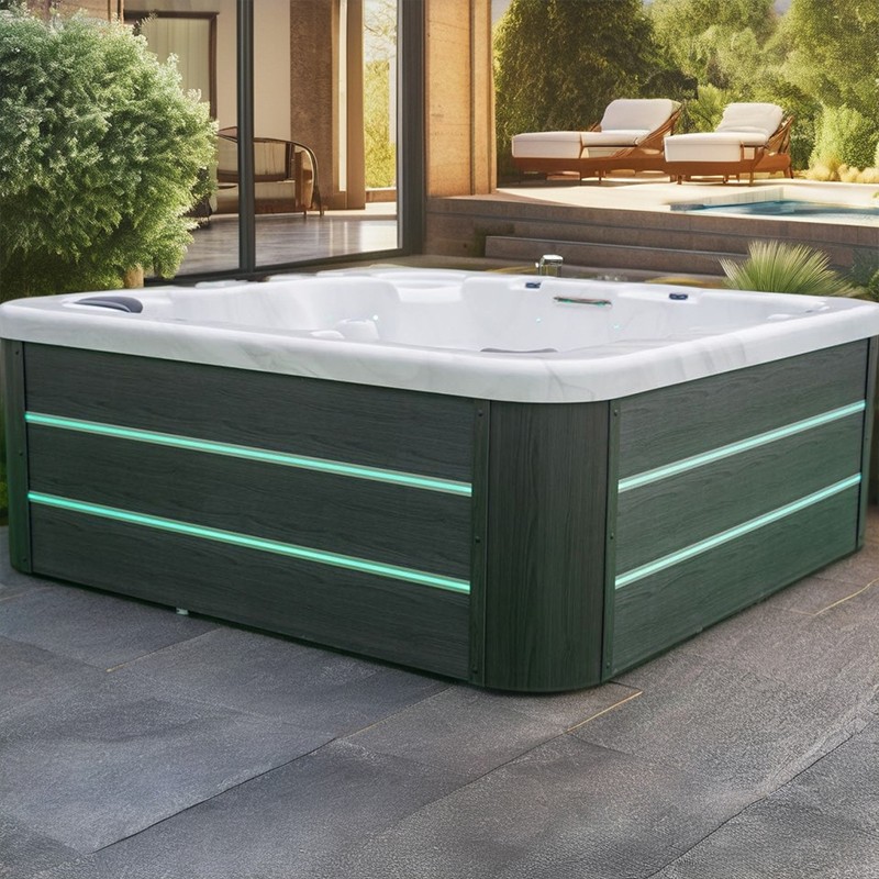 outdoor jacuzzi