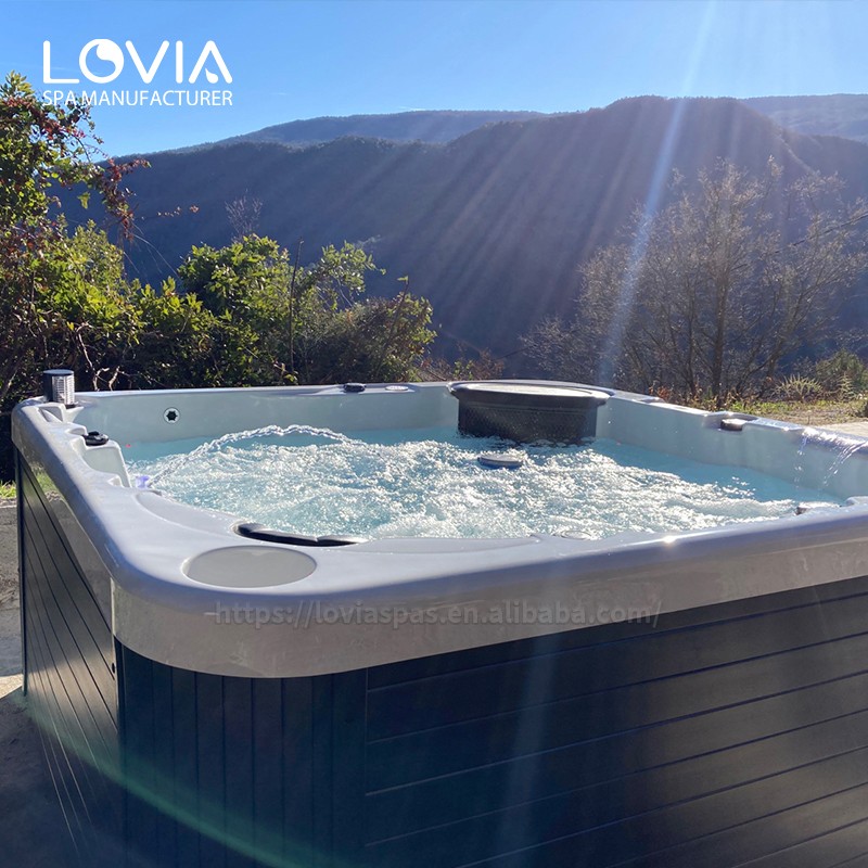 whirlpool hot tub