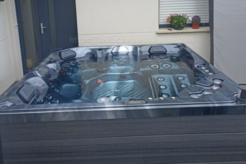 Paljonko täysikokoinen ulkoporeamme painaa?