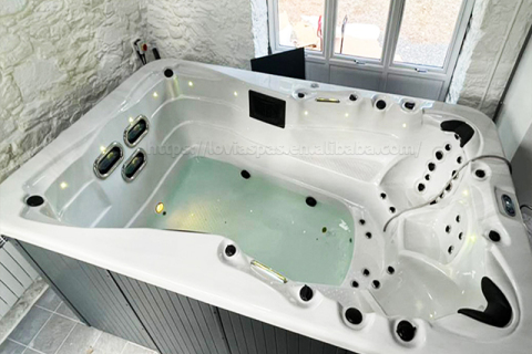 Miksi et voi upottaa päätäsi ulkoporeammeeseen?