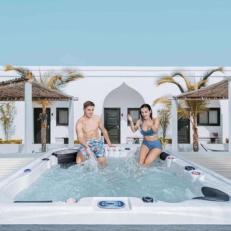 swim spa jacuzzi
